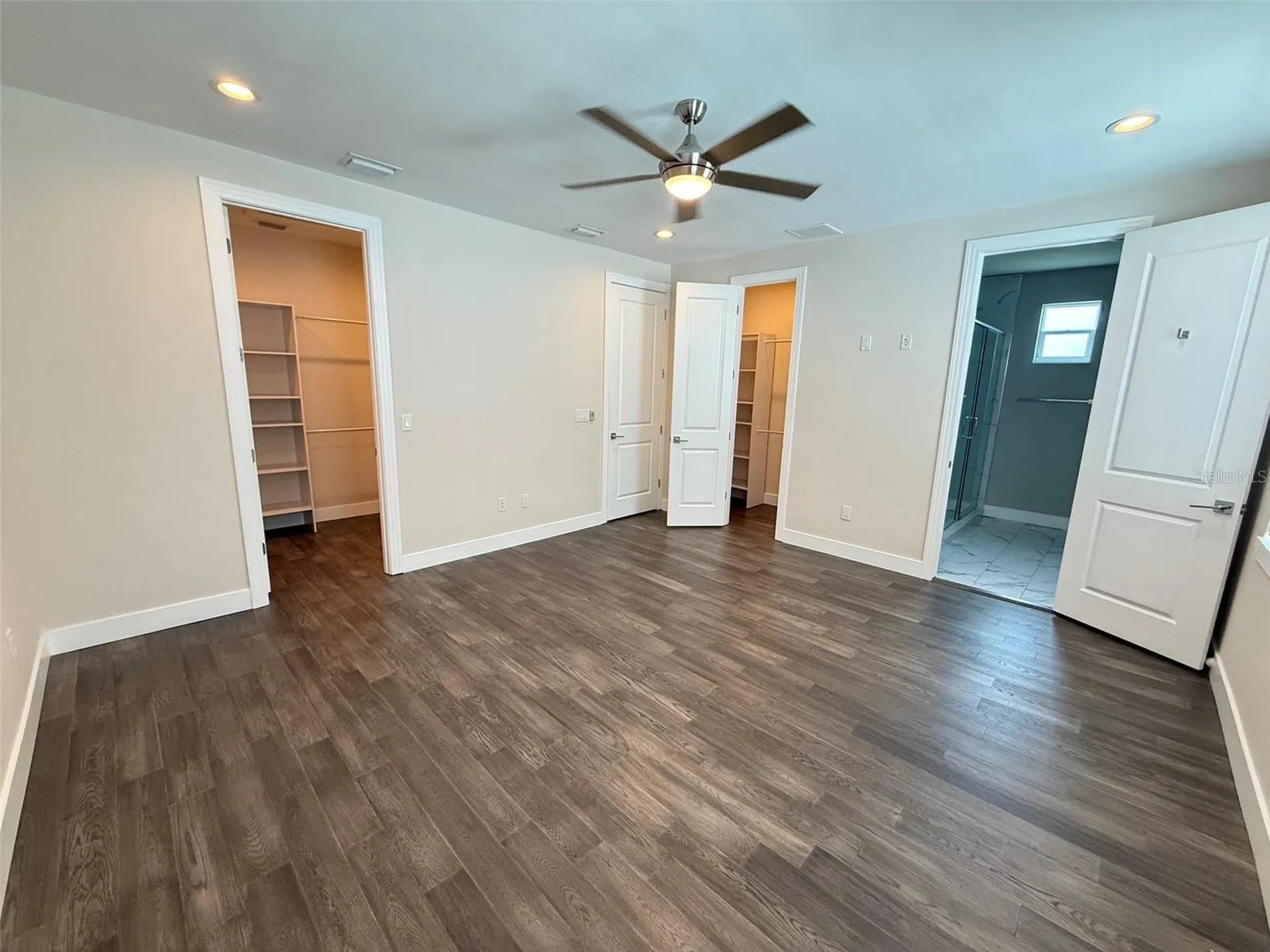 4910 W Mcelroy Avenue Tampa FL 33611