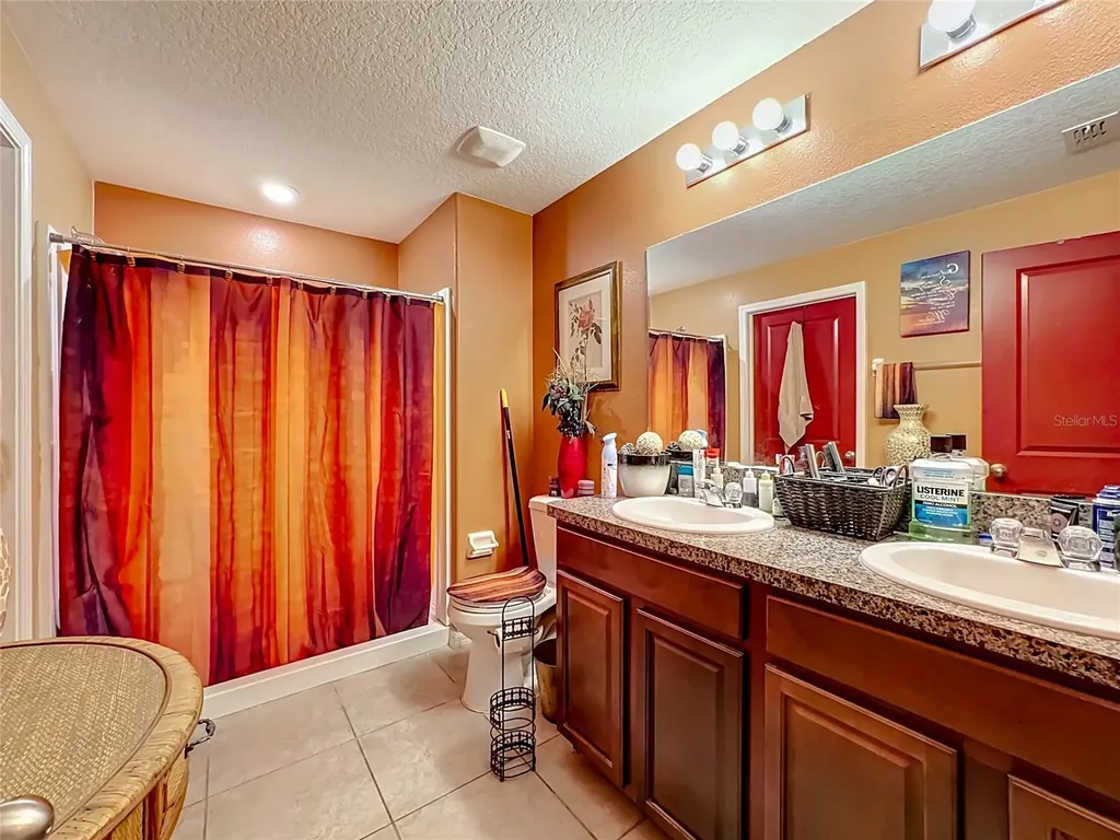 102 Cascade Bend Drive Ruskin FL 33570