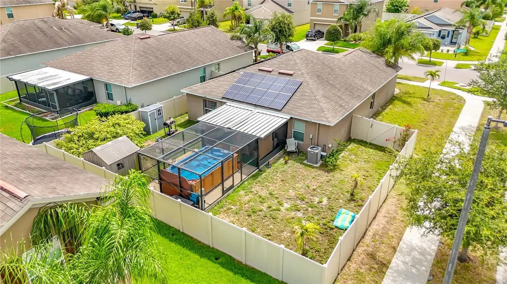 102 Cascade Bend Drive Ruskin FL 33570