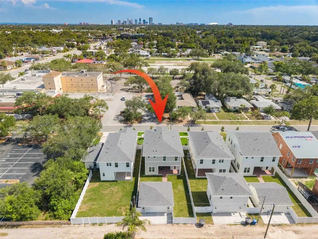 455 47th Avenue N St Petersburg FL 33703