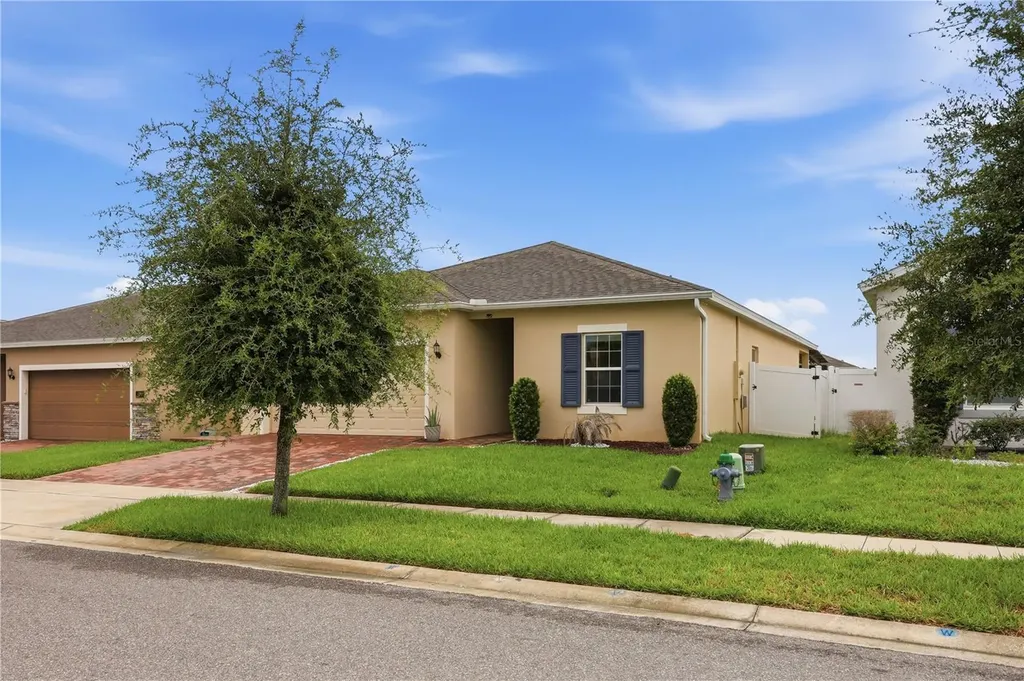 490 Disa Drive Davenport FL 33837