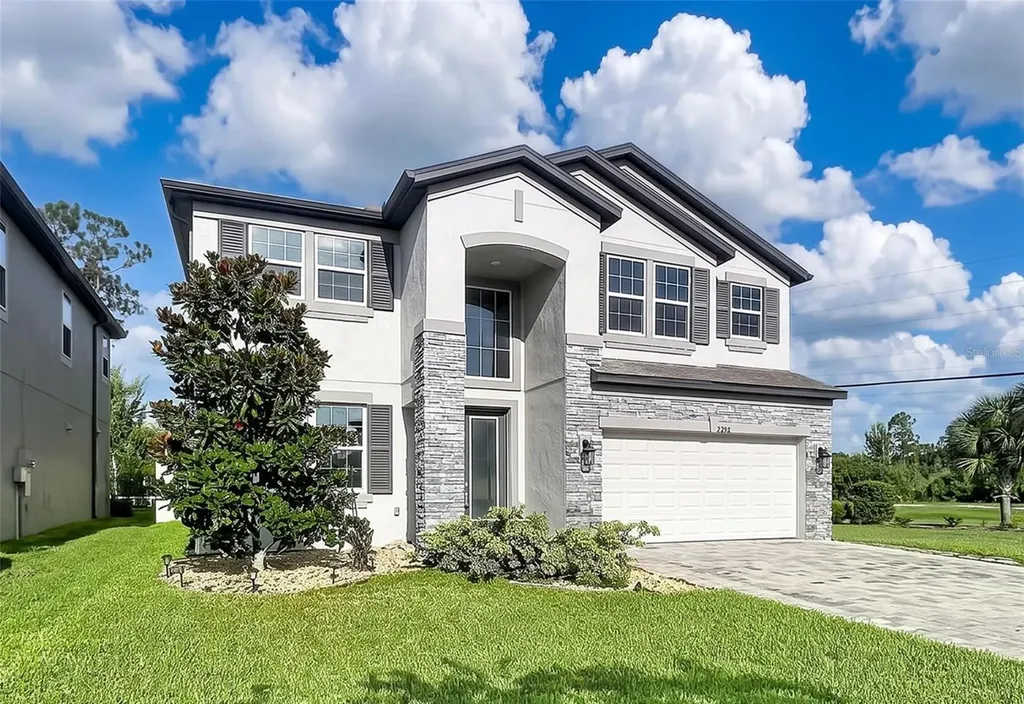 2216 Woodmen Hall Land O Lakes FL 34637