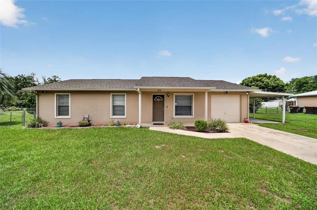 5245 SE 107th Place Belleview FL 34420