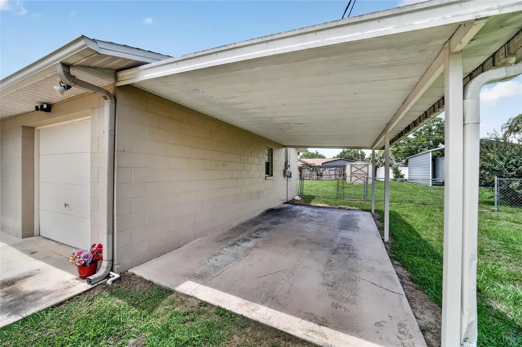 5245 SE 107th Place Belleview FL 34420