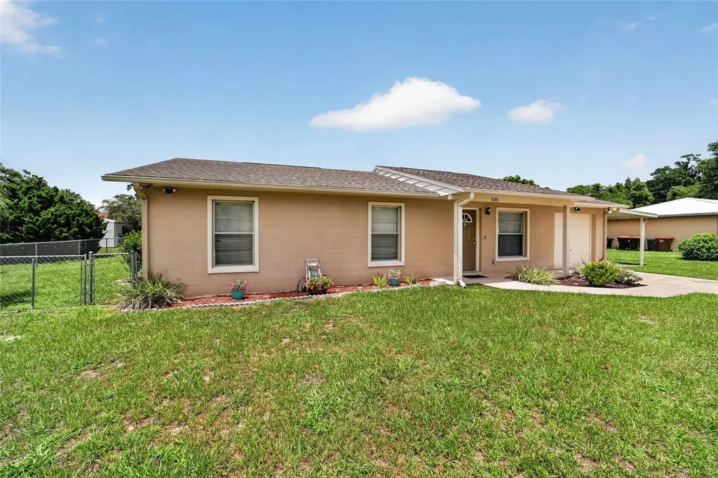 5245 SE 107th Place Belleview FL 34420