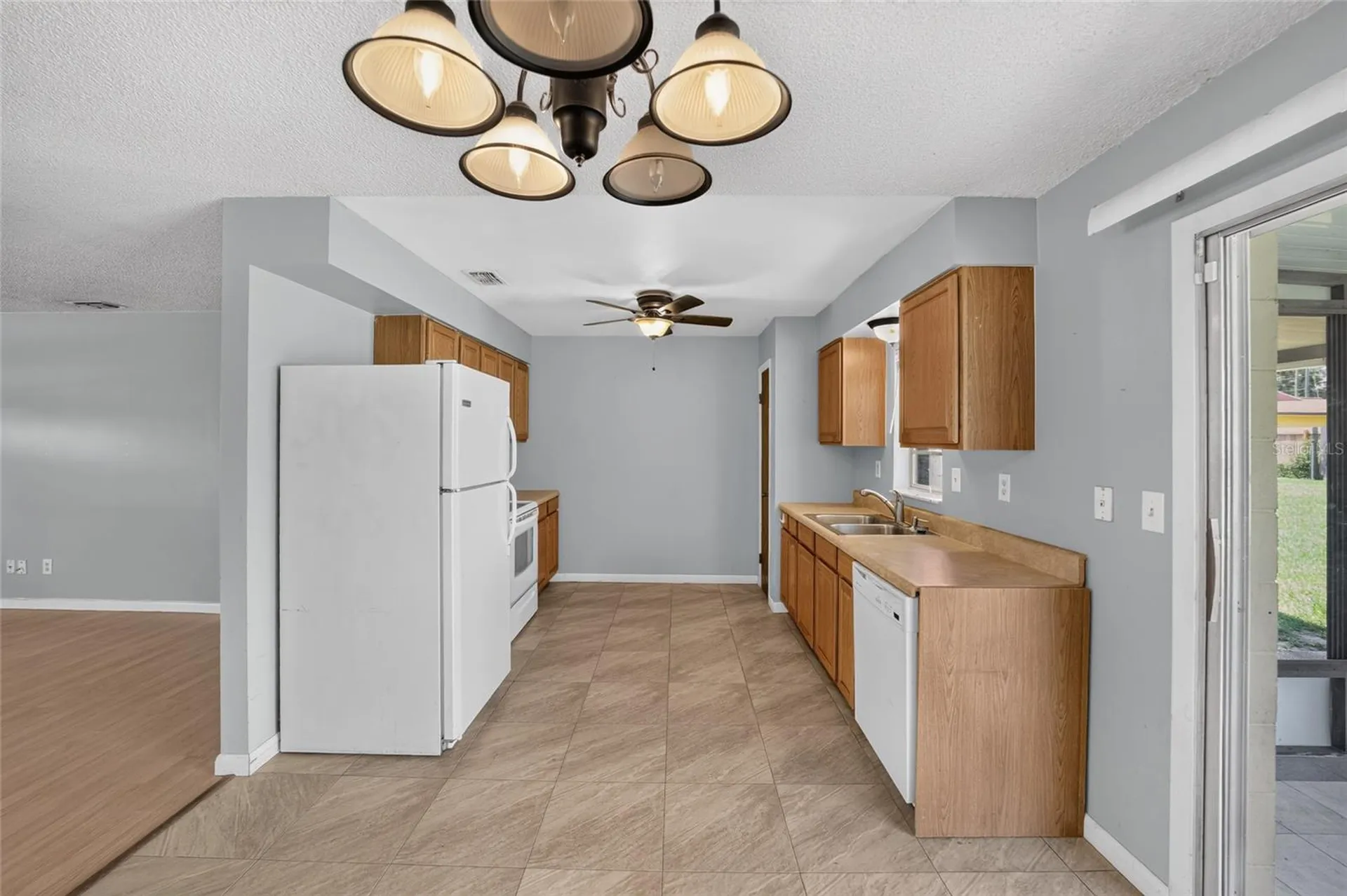 5245 SE 107th Place Belleview FL 34420