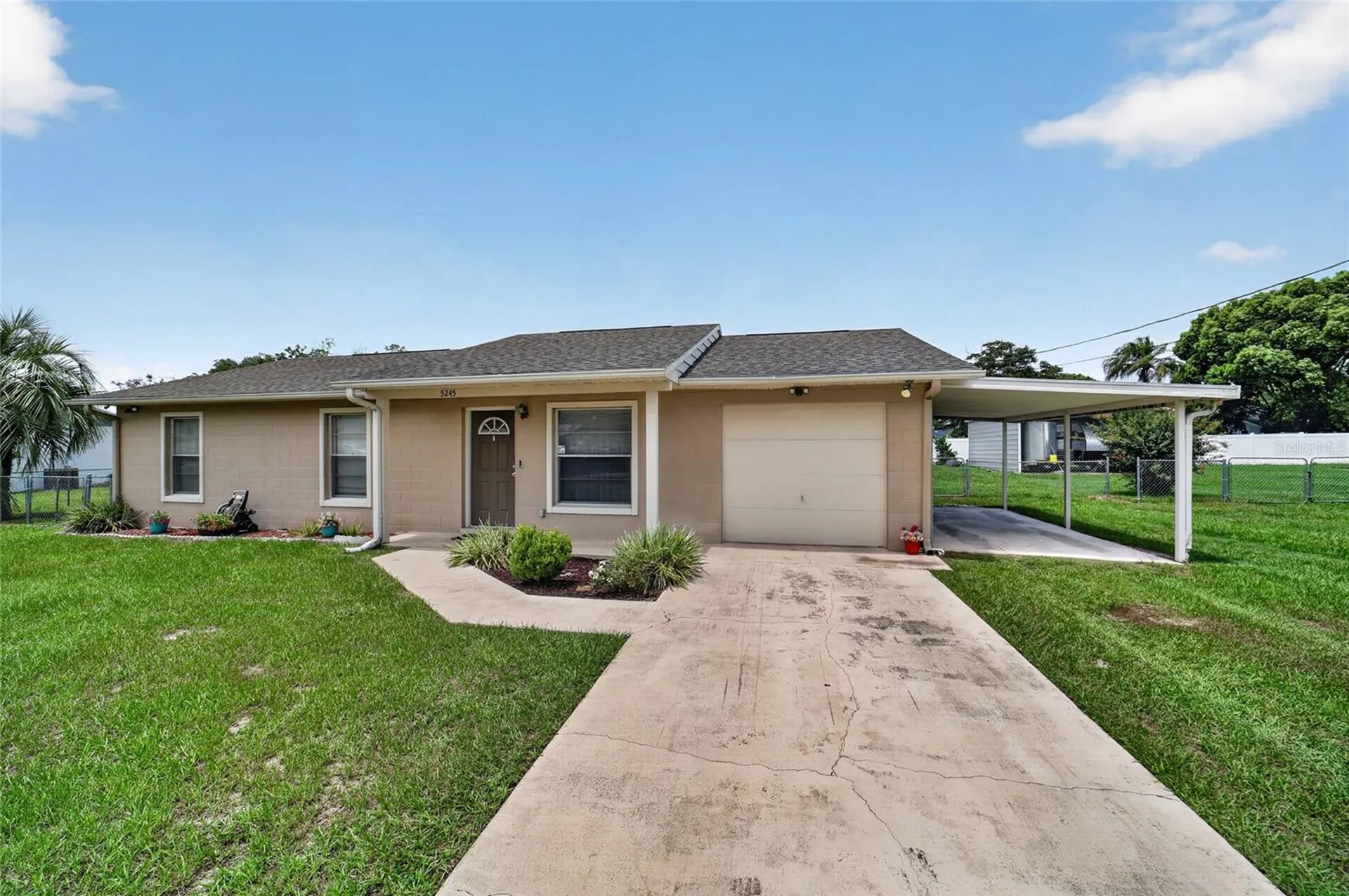 5245 SE 107th Place Belleview FL 34420