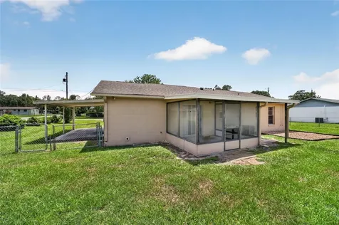 5245 SE 107th Place Belleview FL 34420