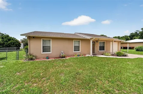 5245 SE 107th Place Belleview FL 34420
