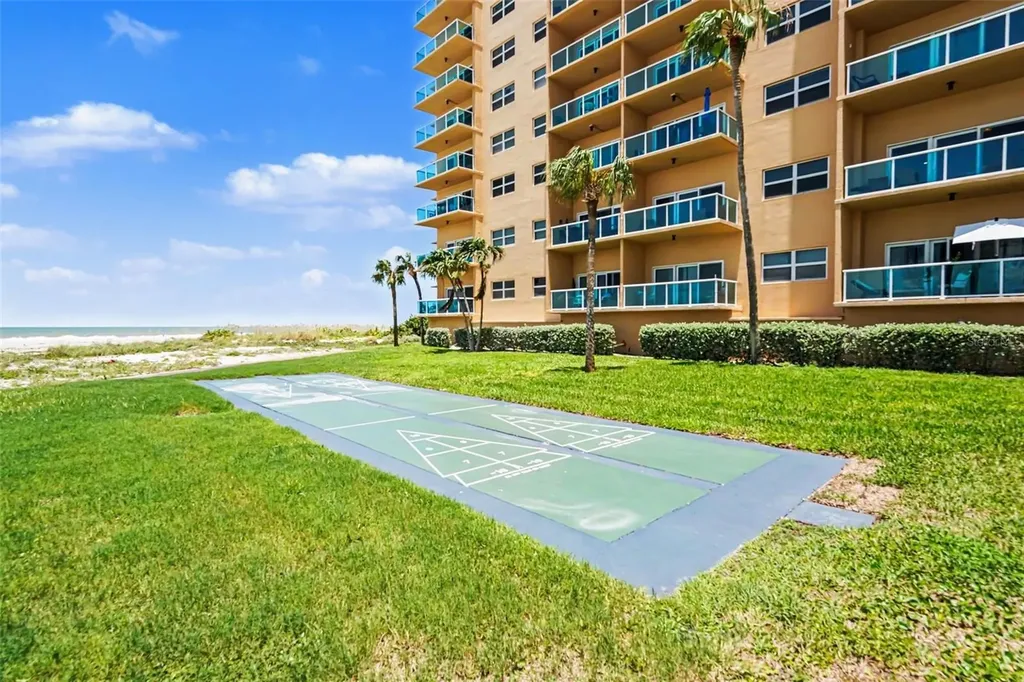 880 Mandalay Avenue Clearwater Beach FL 33767
