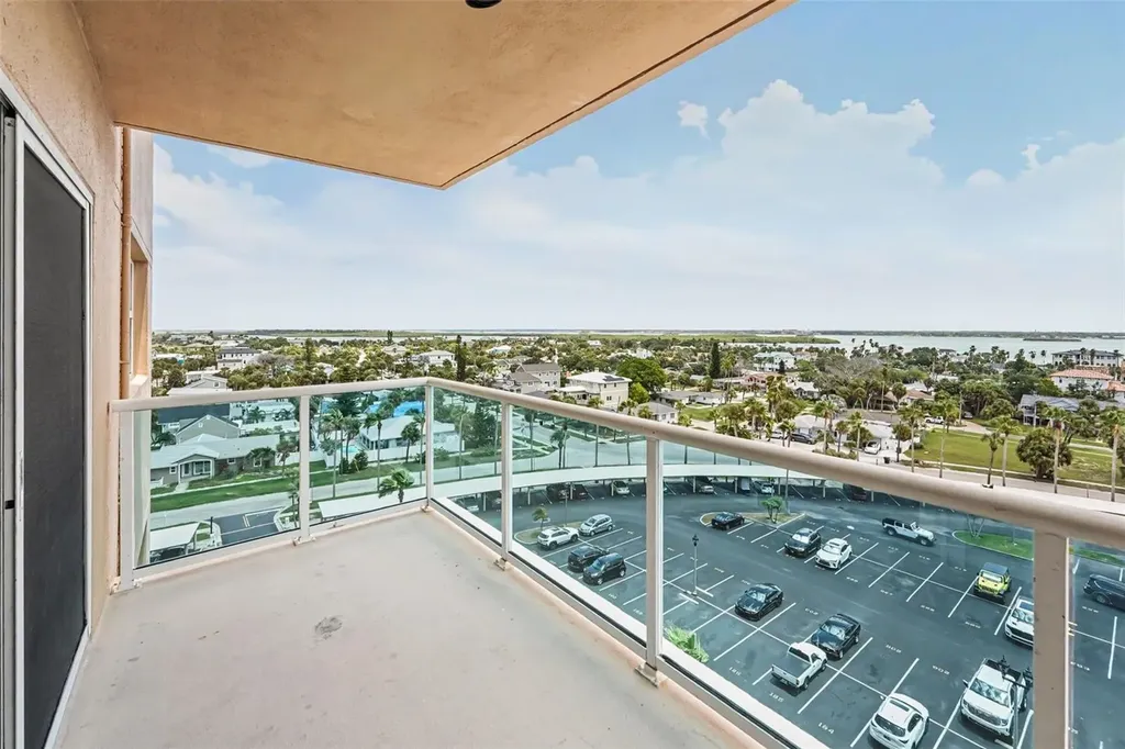 880 Mandalay Avenue Clearwater Beach FL 33767