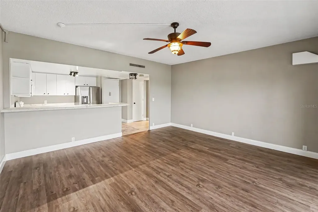 880 Mandalay Avenue Clearwater Beach FL 33767