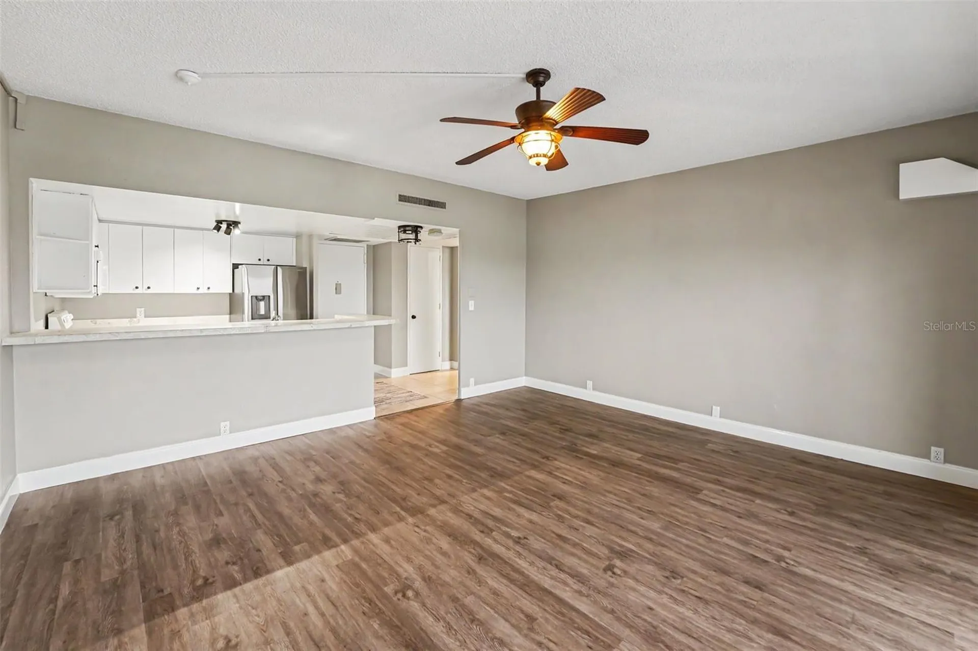 880 Mandalay Avenue Clearwater Beach FL 33767