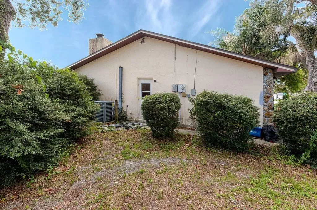 1042 Tryon Circle Spring Hill FL 34606