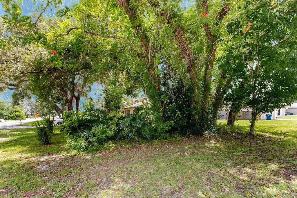 1042 Tryon Circle Spring Hill FL 34606