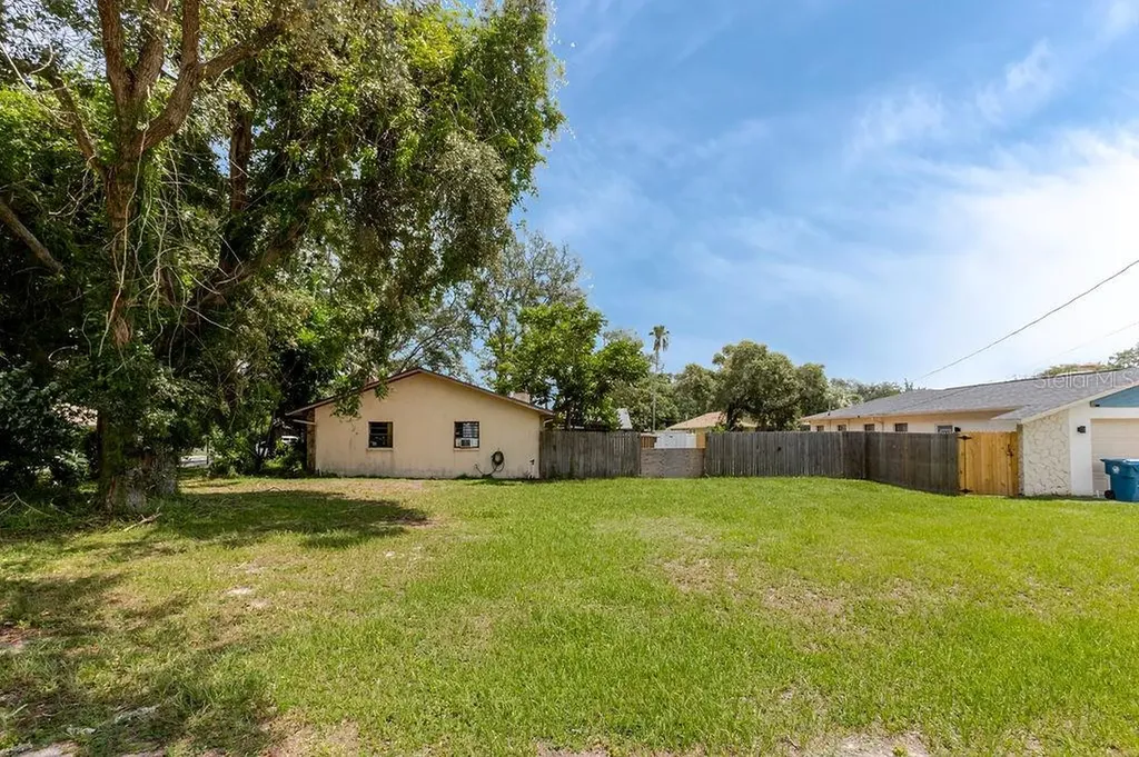 1042 Tryon Circle Spring Hill FL 34606