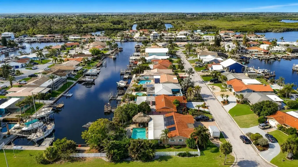 5016 Marlin Drive New Port Richey FL 34652