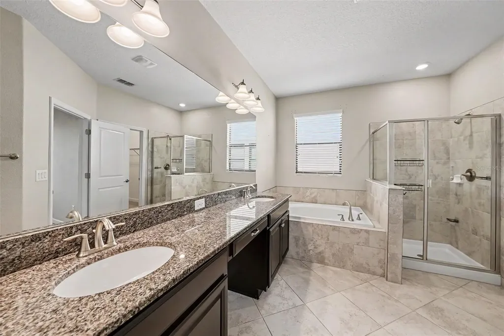 10032 Sage Creek Drive Sun City Center FL 33573