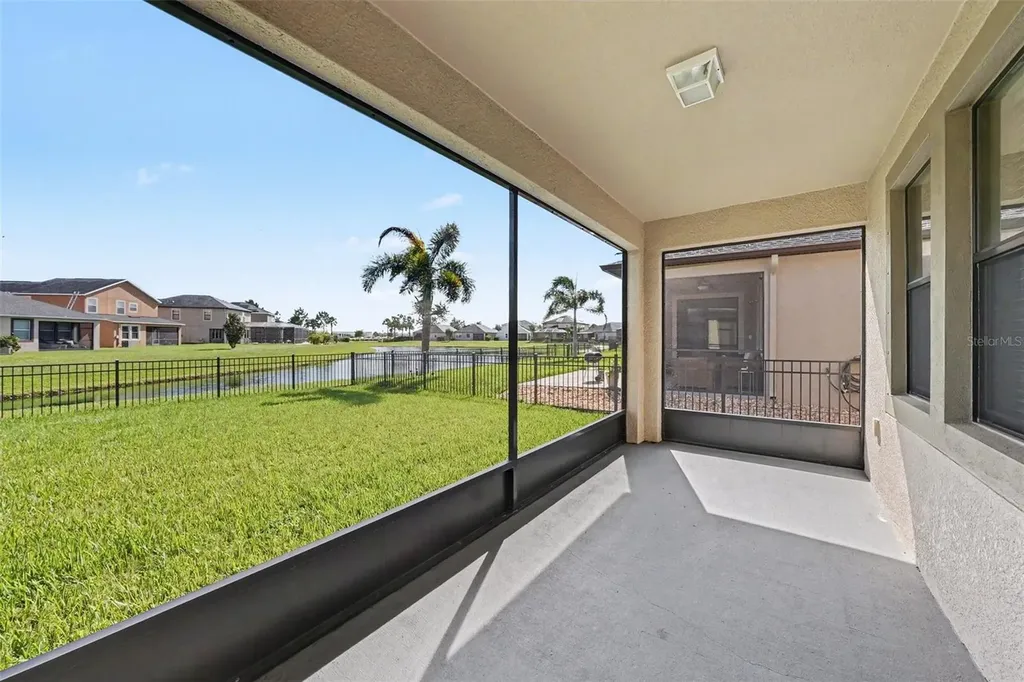 10032 Sage Creek Drive Sun City Center FL 33573