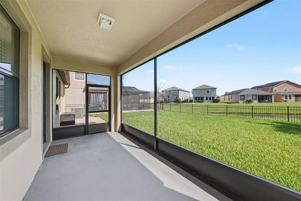 10032 Sage Creek Drive Sun City Center FL 33573