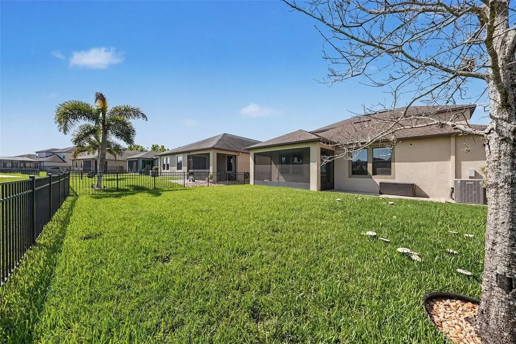 10032 Sage Creek Drive Sun City Center FL 33573