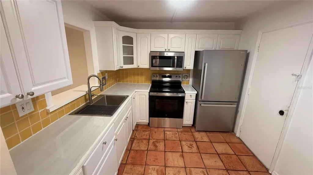 406 NW 68th Avenue Plantation FL 33317