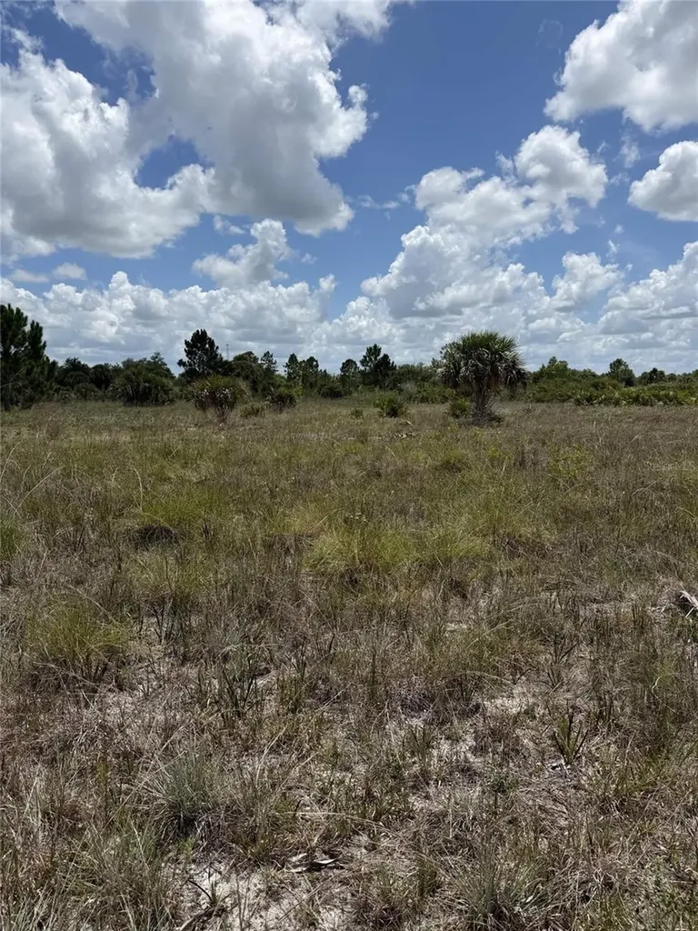 16916 NW 294th Street Okeechobee FL 34972