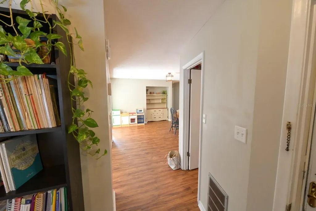 3511 NW 40th Terrace Gainesville FL 32606
