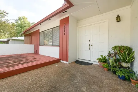 3511 NW 40th Terrace Gainesville FL 32606