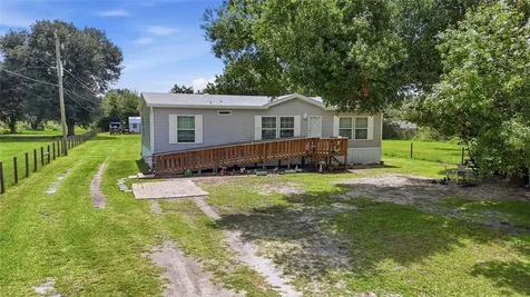 2086 NW Genes Little Acres Avenue Arcadia FL 34266