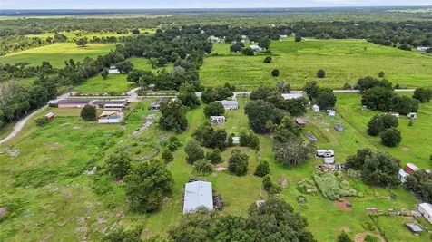 2086 NW Genes Little Acres Avenue Arcadia FL 34266