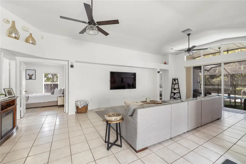30923 Iverson Drive Wesley Chapel FL 33543