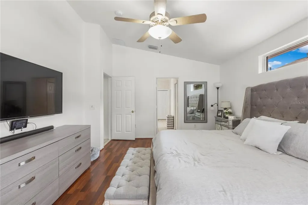 30923 Iverson Drive Wesley Chapel FL 33543