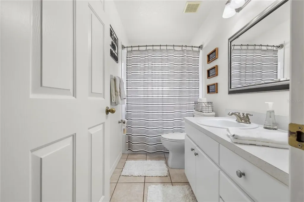 30923 Iverson Drive Wesley Chapel FL 33543