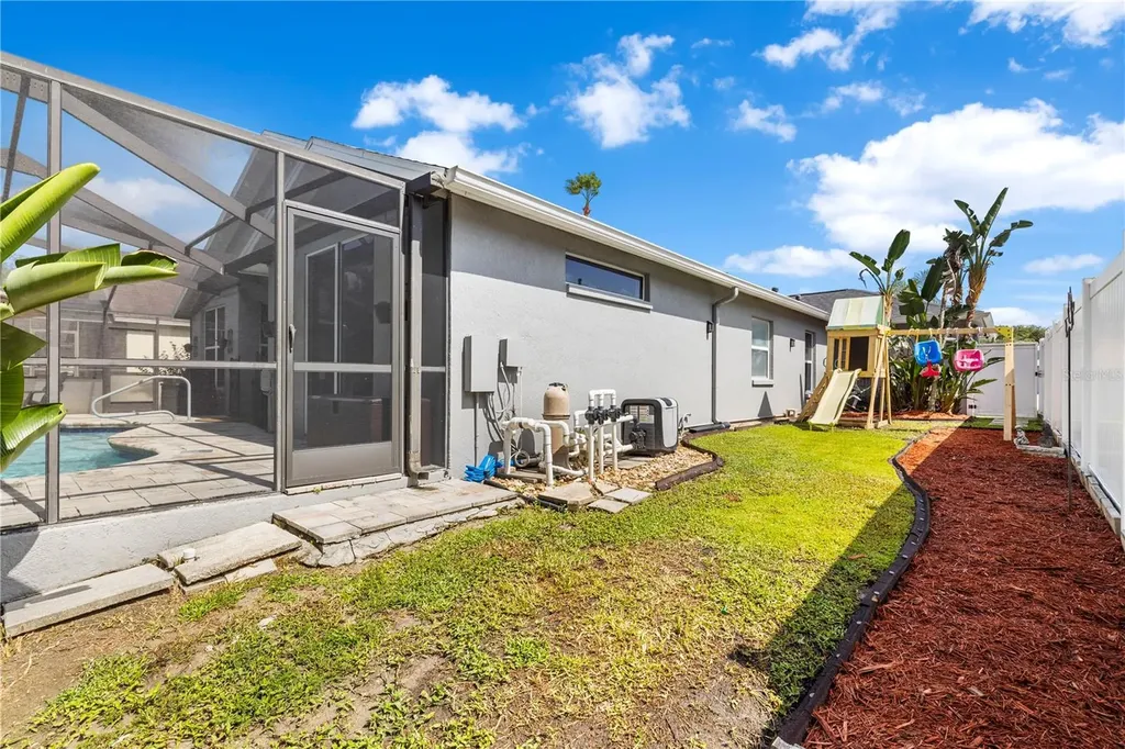 30923 Iverson Drive Wesley Chapel FL 33543