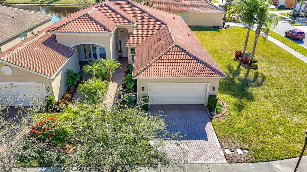 4935 Marble Springs Circle Wimauma FL 33598