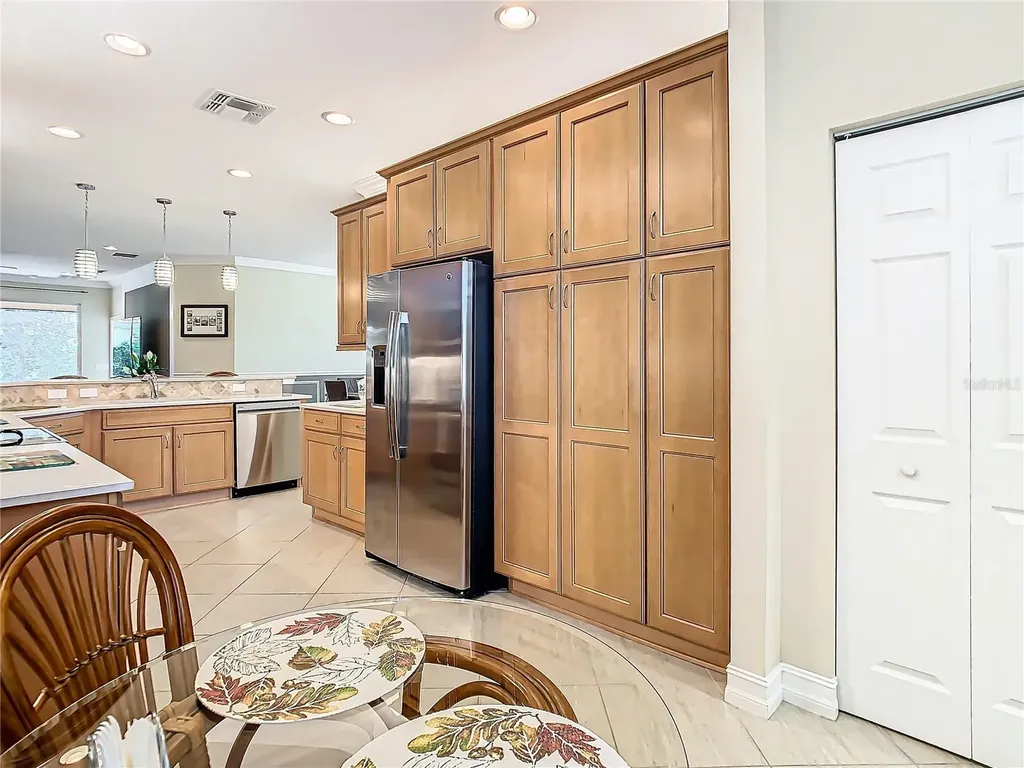 4935 Marble Springs Circle Wimauma FL 33598