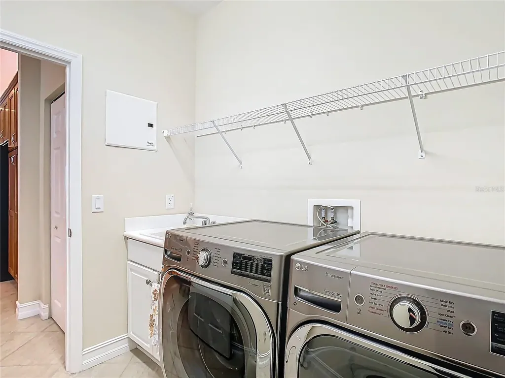 4935 Marble Springs Circle Wimauma FL 33598