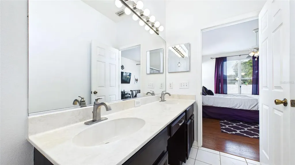 4021 3rd Avenue E Bradenton FL 34208