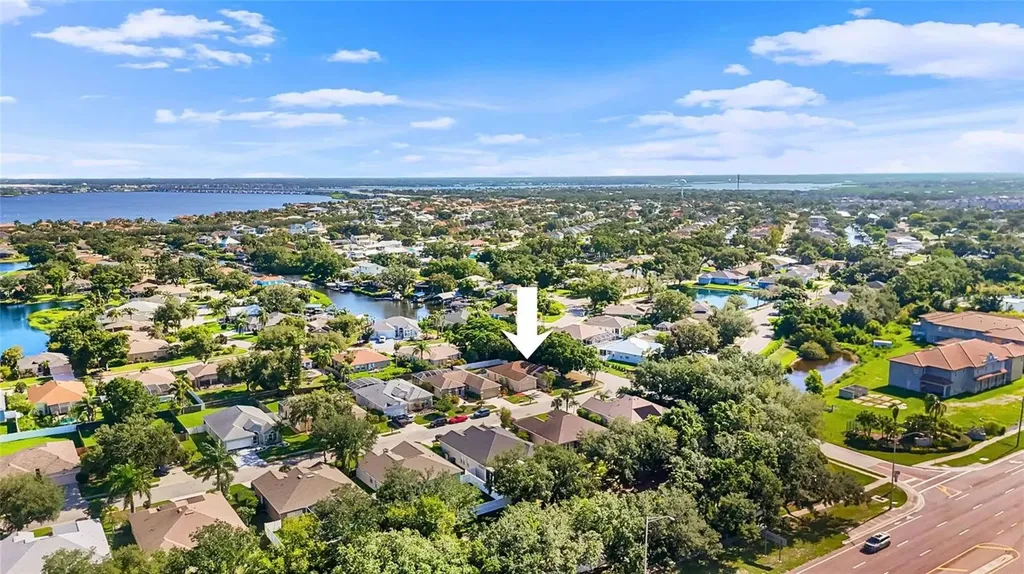 4021 3rd Avenue E Bradenton FL 34208