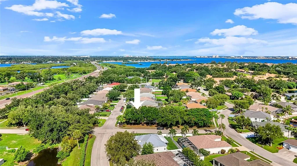 4021 3rd Avenue E Bradenton FL 34208