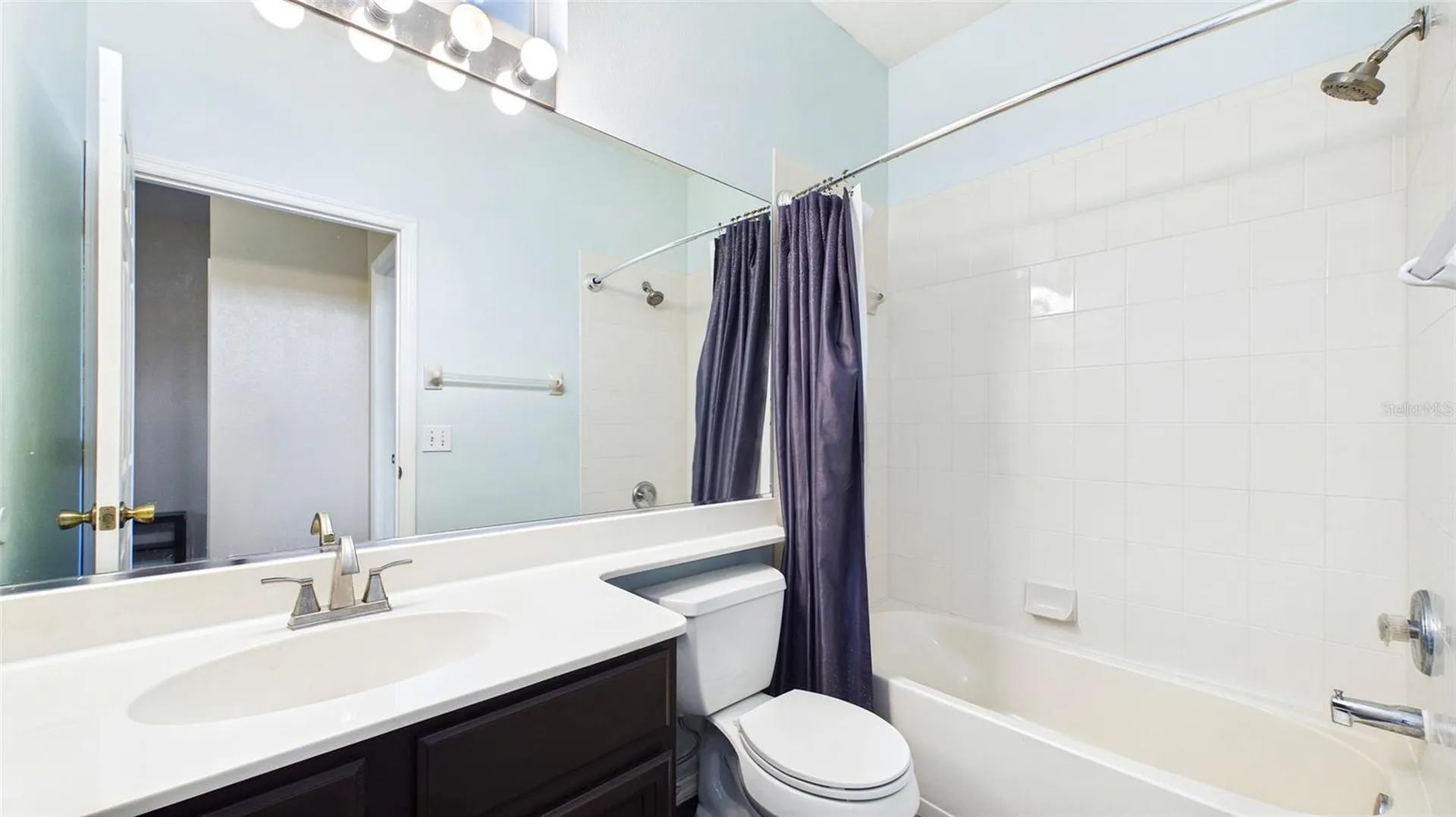 4021 3rd Avenue E Bradenton FL 34208