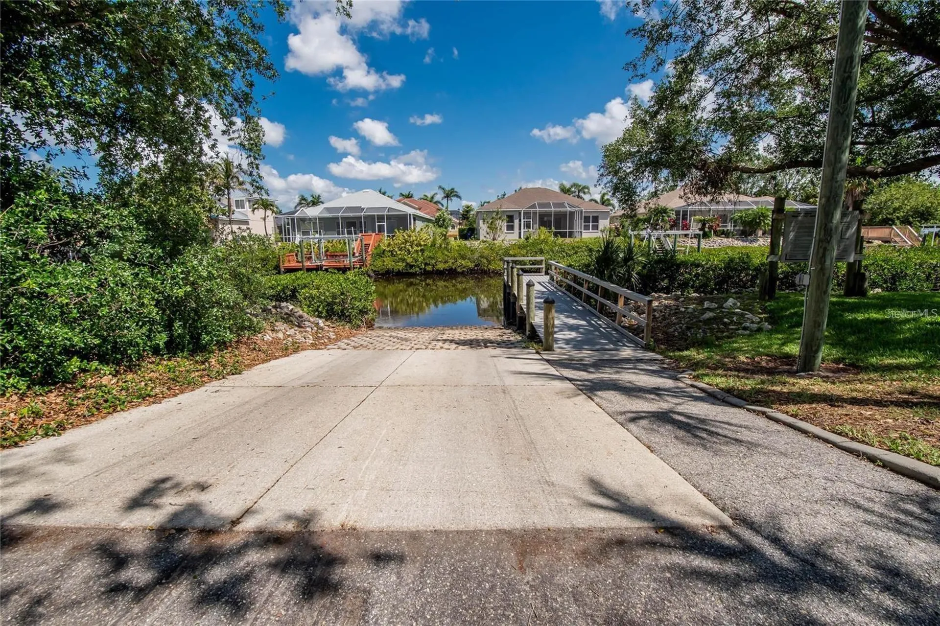 4021 3rd Avenue E Bradenton FL 34208
