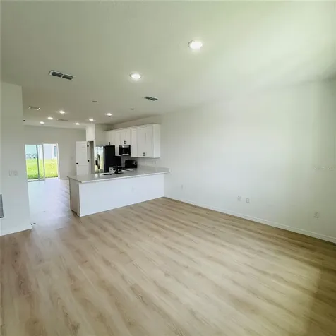 602 Desmoines Court Poinciana FL 34759