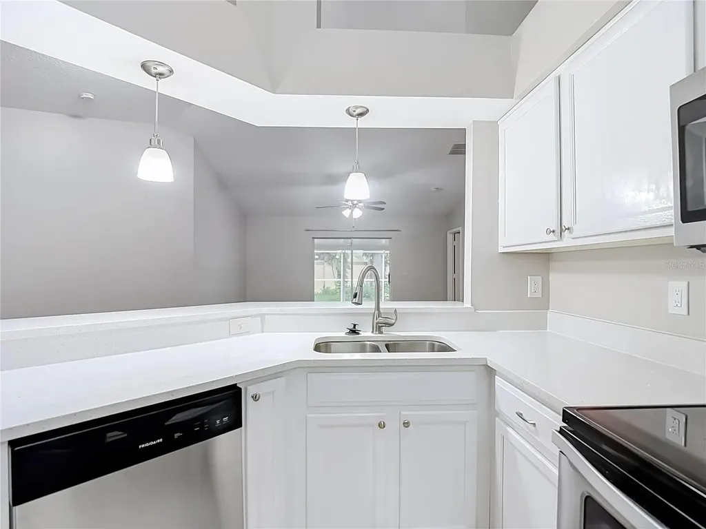1129 Conch Court Wesley Chapel FL 33544