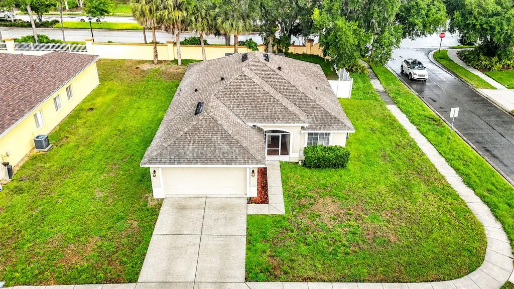 1129 Conch Court Wesley Chapel FL 33544