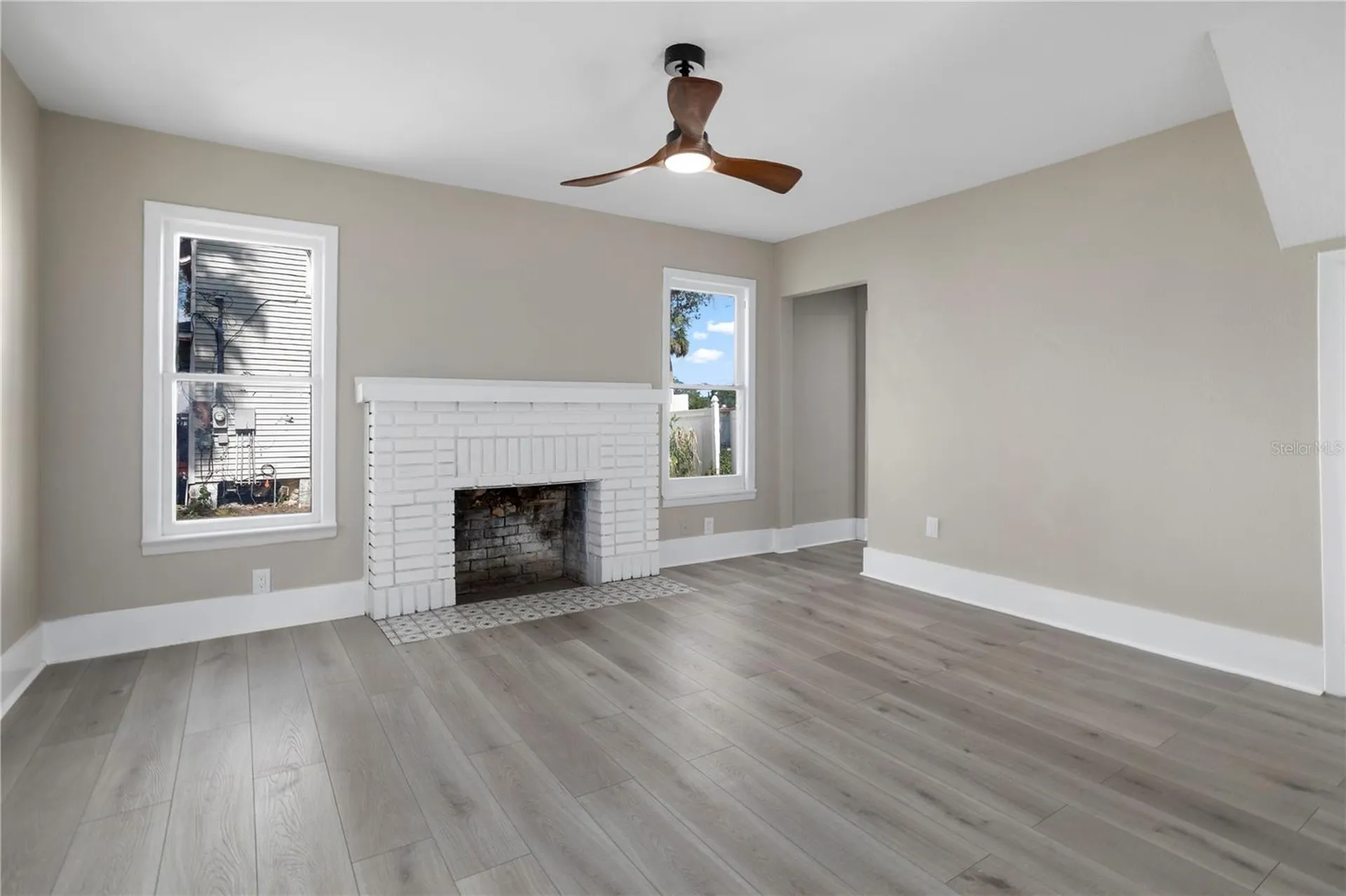 821 E Lemon Avenue Eustis FL 32726