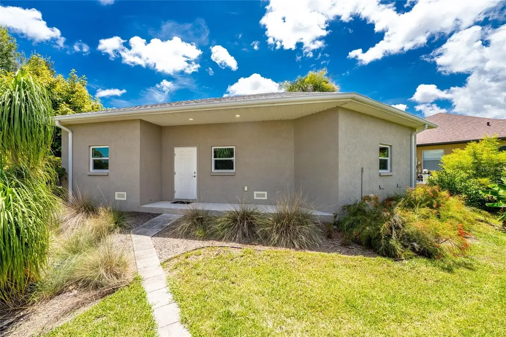 5105 Ackley Terrace Port Charlotte FL 33981