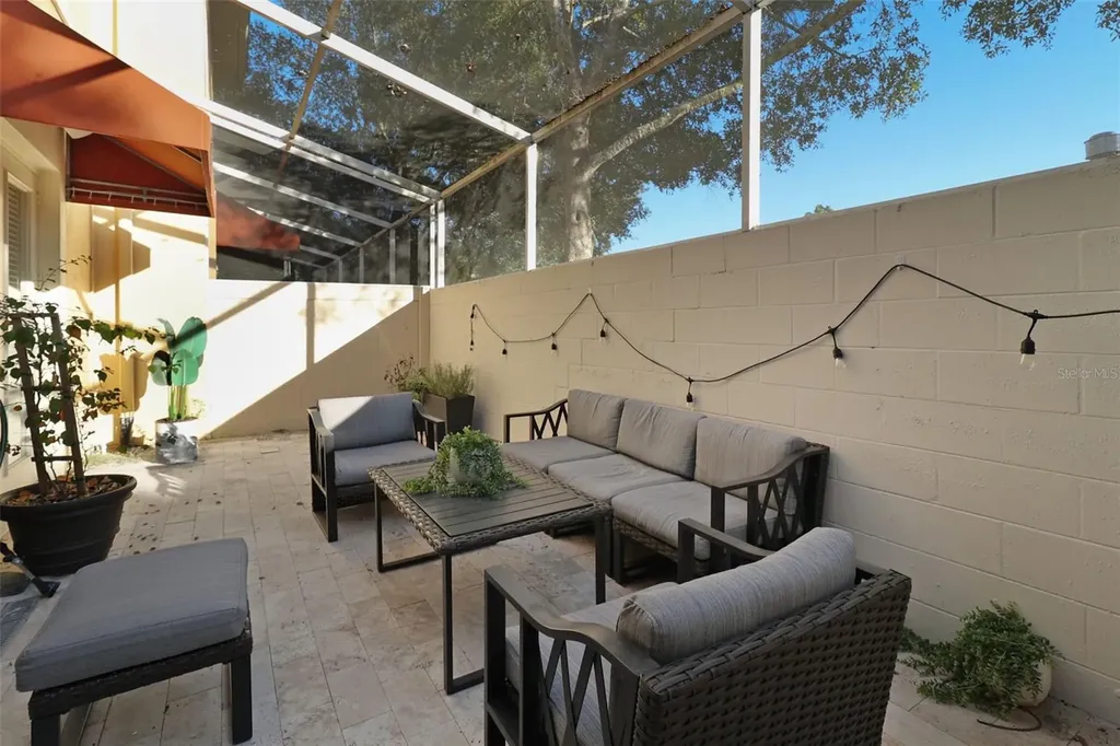 505 S Tampania Avenue Tampa FL 33609