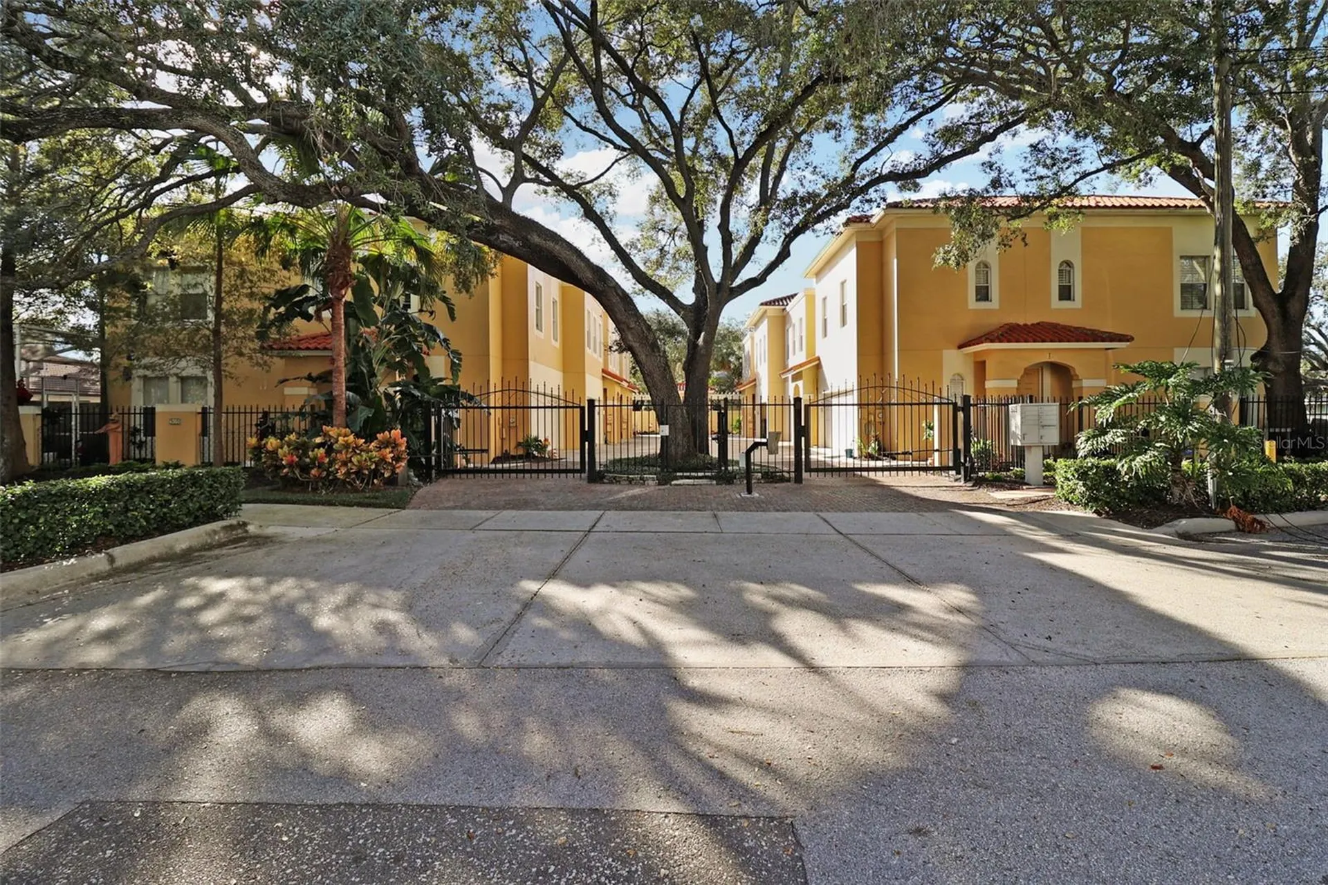 505 S Tampania Avenue Tampa FL 33609